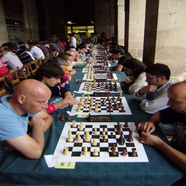 Cờ Vua Nhanh, Cờ Chớp (Blitz Chess) Là Gì? Bí Quyết Chơi Hiệu Quả